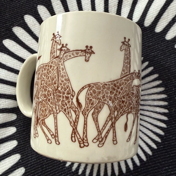 1979 Taylor & Ng Naughty Giraffe Mug - Picture 2 of 13